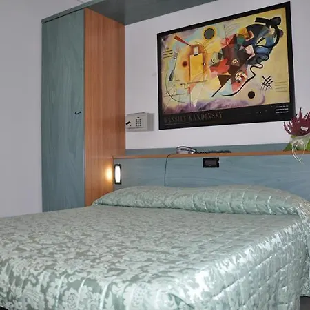 Bristol Hotel Tirrenia