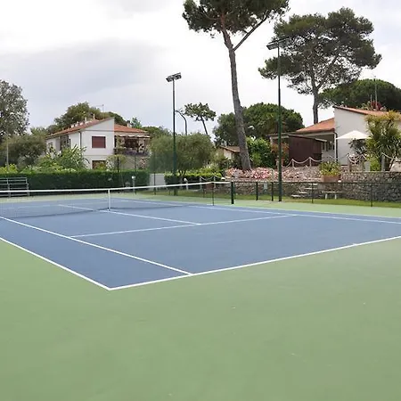 Hotel Bristol Tirrenia
