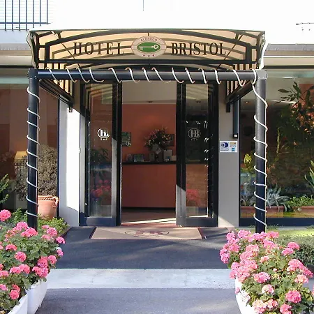 Hotell Bristol Tirrenia